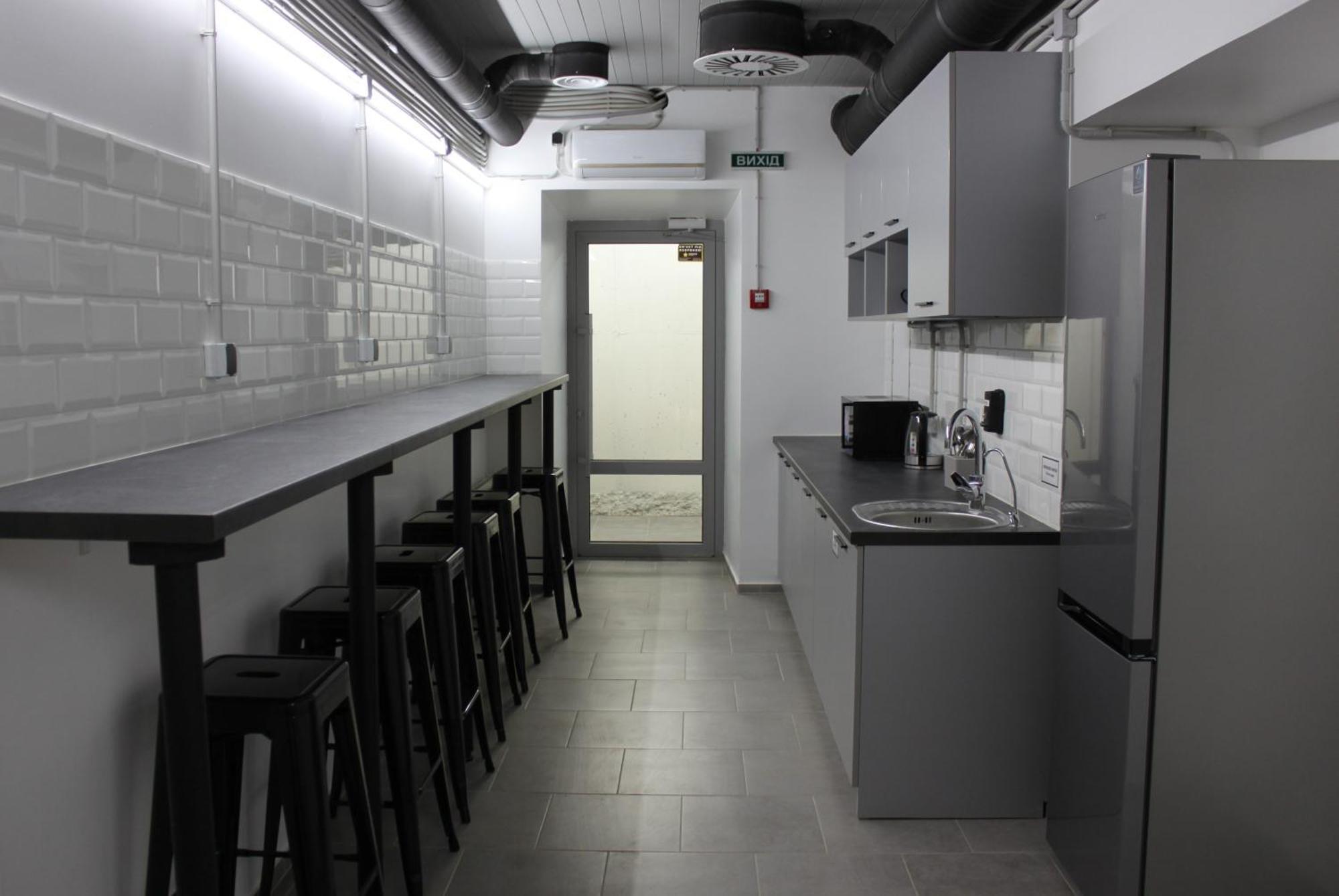Av-3 Capsule Hotel Kiev Eksteriør billede