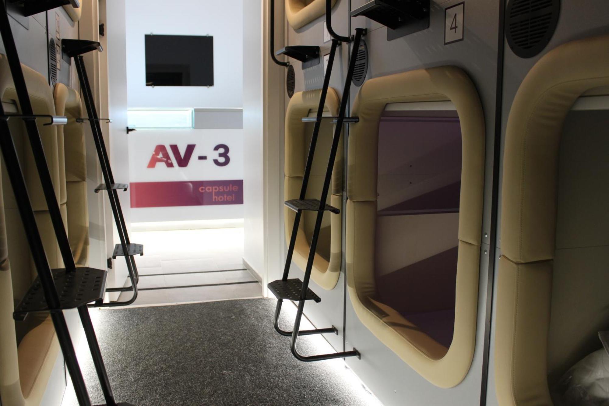 Av-3 Capsule Hotel Kiev Eksteriør billede